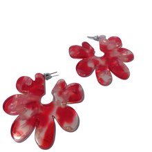Load image into Gallery viewer, Favorite Flower Earrings
